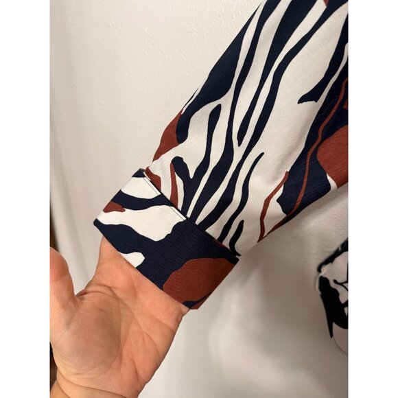 Chico's Button Down Shirt White Brown Blue Print Collared Womans 3/XL - Picture 5 of 6